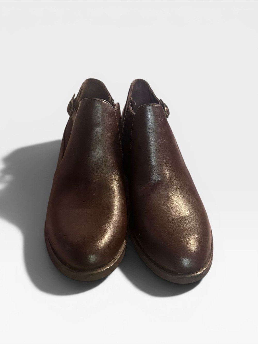 White Mountain Women's Brown Leather Ankle Booties